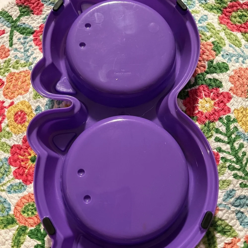 N/A pet bowl